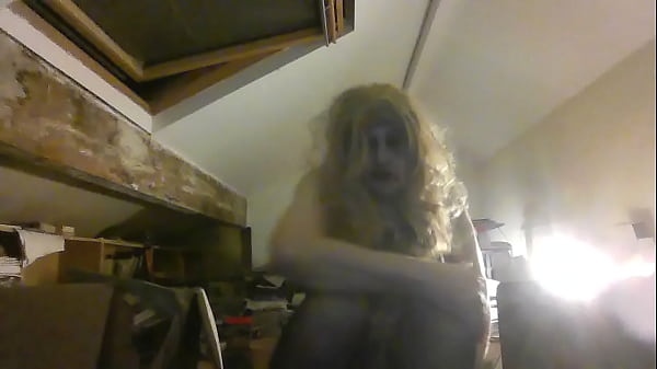 Look at the State of Sarah Millward Now – What a tart, just a total slapper