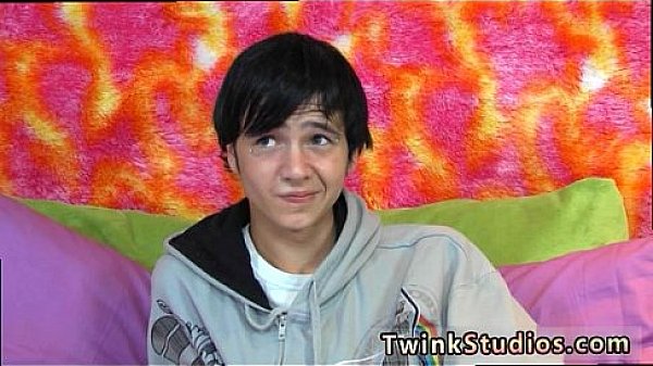 Sexy chat with lusty twink