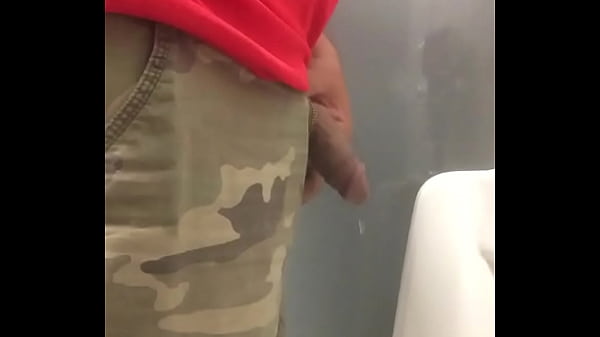 guy peeing public restroom spy