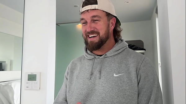 I RECORDED MY BOYFRIENDS FIRST GAY EXPREINCE WITH AN AMERICAN