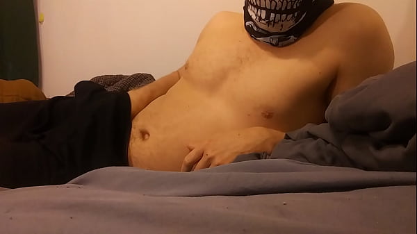 Jerking off jizzing on abs