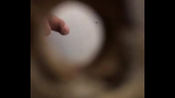 Olhando pelo buraco