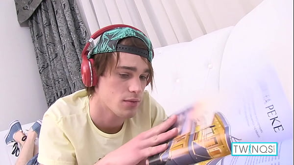 Cute skater can’t stop jerking off to nudes! Brunette twink, Charles N, takes everything off but his cap and massages his balls as he makes himself cum! Full Videos & More only at TwinQs.com!