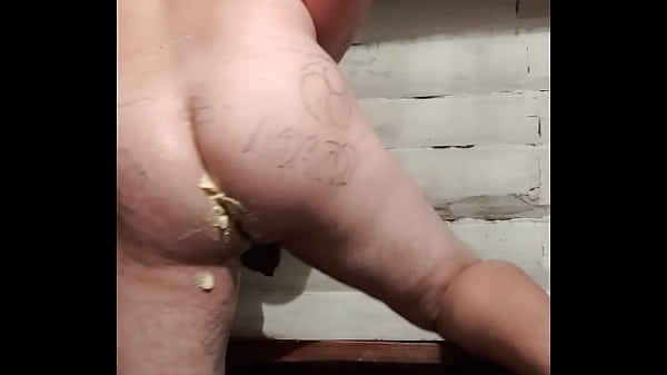 Russian gay shot a video of him sitting on a cucumber with his ass!!!