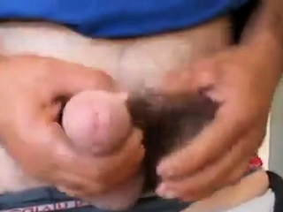 Amateur Horny Bear Daddy