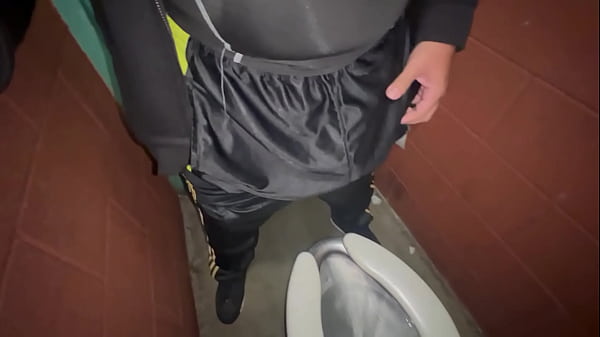 Late night pissing at the park part one