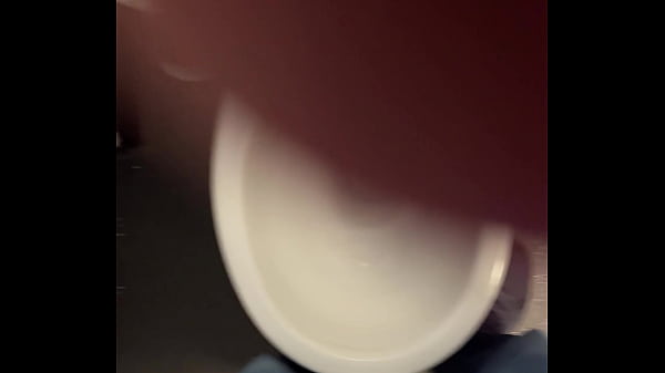 Quickly of me in the restaurant rest room